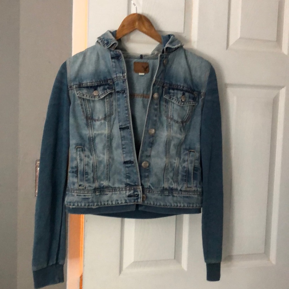 American Eagle women Small denim jacket